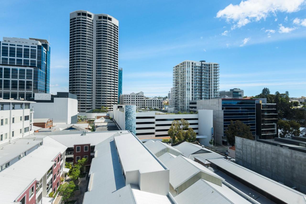 Four Points By Sheraton Perth Hotel Exterior photo